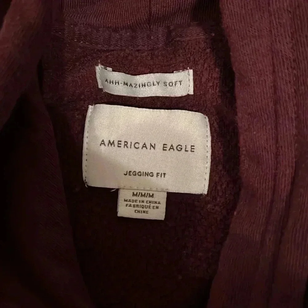 American Eagle Sweatshirt - Picture 2 of 3